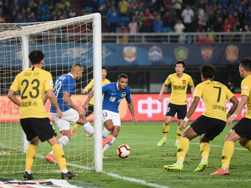 滕哈赫：阵容齐整时，我们有信心战胜任何对手