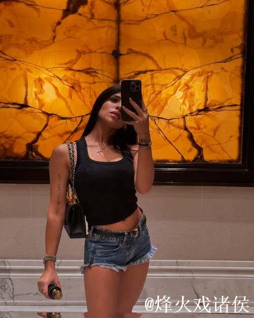 太阳报:恩佐妻子承认“分手炮” 太阳报:恩佐妻子承认“分手炮”