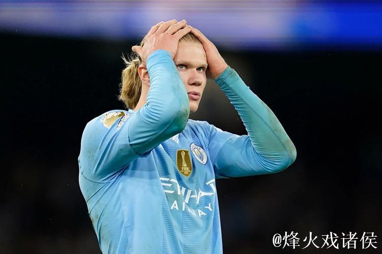 往事不堪回首！哈兰德职业生涯前16场比赛0球0助